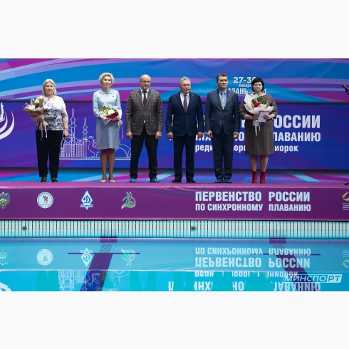 В Казани стартовало первенство России по синхронному плаванию