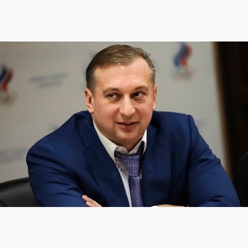 Власенко единогласно переизбран на пост президента Федерации синхронного плавания России