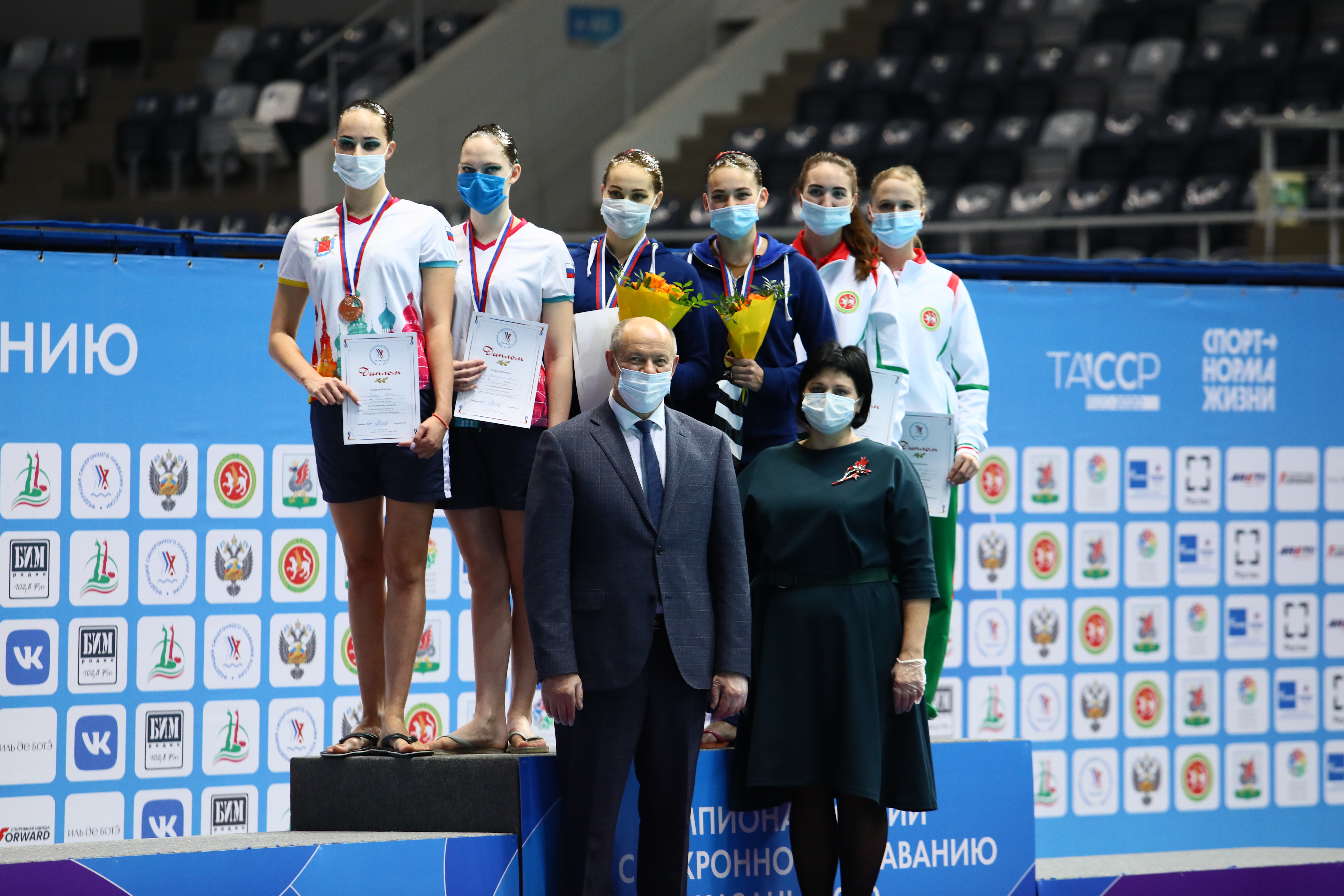 На чемпионате России по синхронному плаванию определили победителя в дисциплине комби