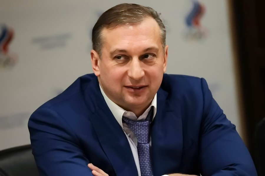 Власенко единогласно переизбран на пост президента Федерации синхронного плавания России